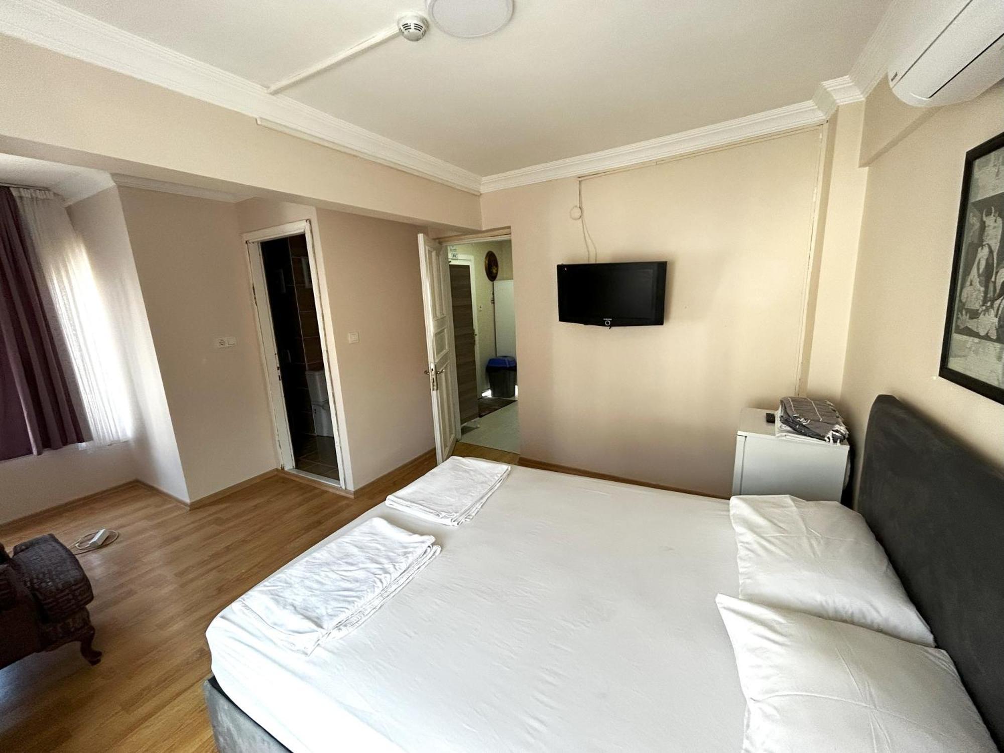 Meydan Pansiyon Uskudar Hotell Istanbul Exteriör bild